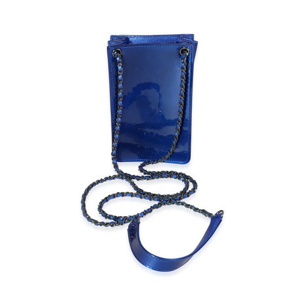 119680 pv Chanel Metallic Blue Patent Leather CC O Phone Holder Crossbody