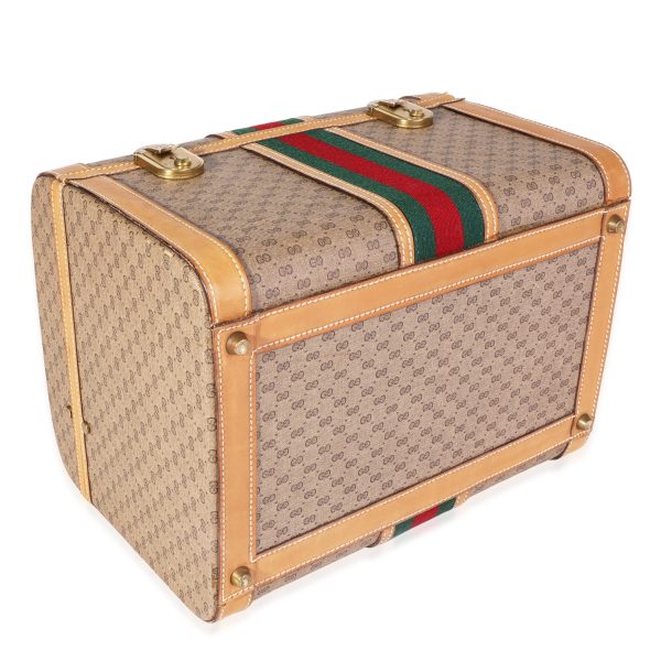 119682 clasp 73045dda 361a 4780 be9b b9850bfa01a4 Gucci Vintage GG Coated Canvas Web Train Case