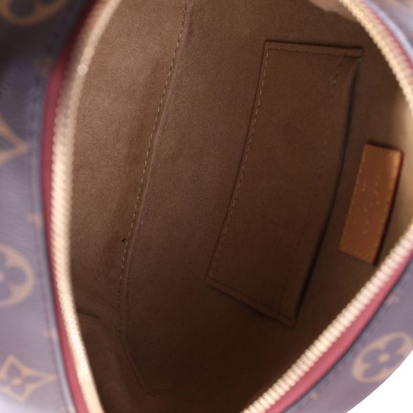 119795 av b648bd34 0436 4f58 bf10 10493ac3aac1 Louis Vuitton Monogram Canvas Boite Chapeau MM