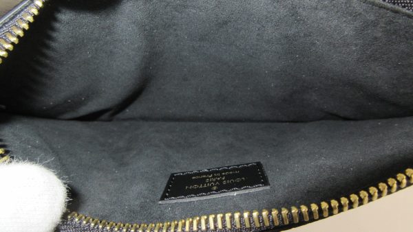 12 Louis Vuitton NéoNoé Empreinte Bicolor Handbag Black