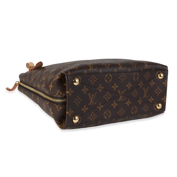 120377 clasp Louis Vuitton Monogram Canvas Voltaire Tote