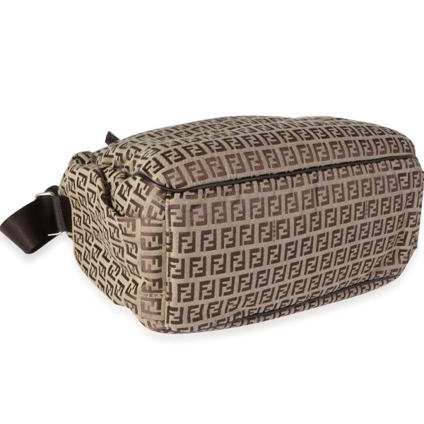 120452 clasp d5d0f2b1 2cbe 4ebe 95c8 a544b5ef984a Fendi Brown Zucchino Canvas Baby Bag with Changing Pad