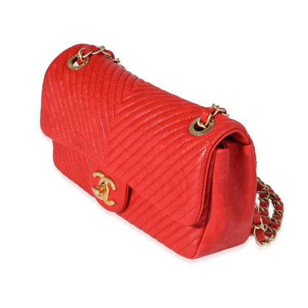 120471 sv de05a184 1e8a 4ca5 92e3 71f1513f4eb3 Chanel Red Chevron Wrinkled Leather Mini Rectangular Medallion Flap Bag