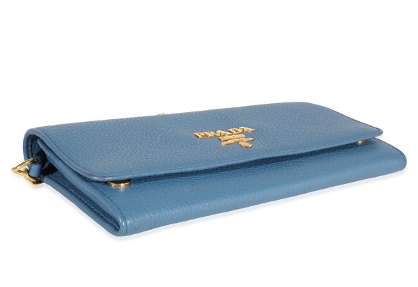 121068 clasp Prada Blue Vitello Daino Chain Wallet