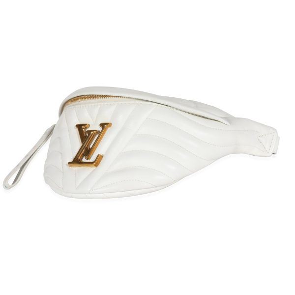 121361 box Louis Vuitton White Matelassé Leather New Wave Bumbag