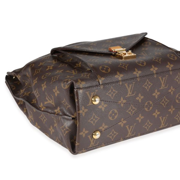 121746 box 00d0af9e ae62 40e4 967f 0c94504f2c23 Monogram Canvas Métis Hobo