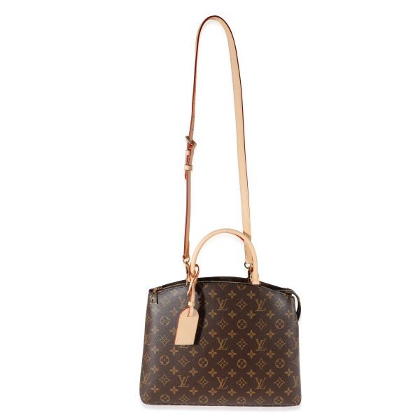 122112 ad1 9ae325de 3afb 47d7 843b fd3a424f30ef Louis Vuitton Monogram Canvas Grand Palais Tote