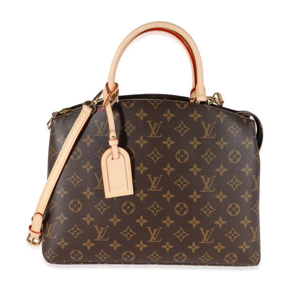 122112 fv e1e3729b 45b2 4276 8fe0 e29156160584 Louis Vuitton Monogram Canvas Grand Palais Tote