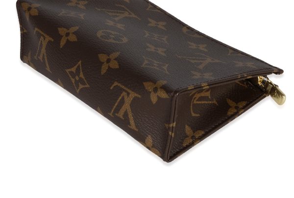 122141 box Louis Vuitton Monogram Canvas Toiletry Pouch 15