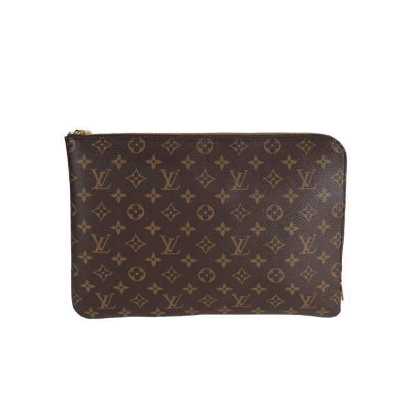 122648 fv c15470ba 82b2 4dc5 bfca b246aa2a59ee Louis Vuitton Monogram Canvas Etui Voyage MM