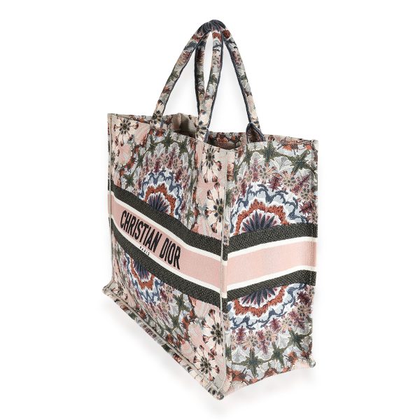 123091 sv Dior Multicolor Embroidery KaleiDiorscopic Large Book Tote