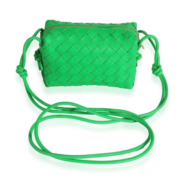 123371 pv 918487e8 0952 45d4 a3e8 4774e20beb5a Bottega Veneta Parakeet Intrecciato Leather Mini Loop