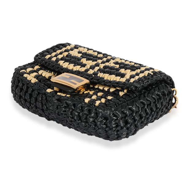 123372 clasp Fendi Black Natural Raffia Nano Baguette Charm