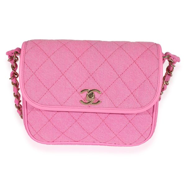 123497 fv a973f9f1 20af 42b5 8b6d c24ffe6c4c13 Chanel Pink Quilted Denim Small Messenger