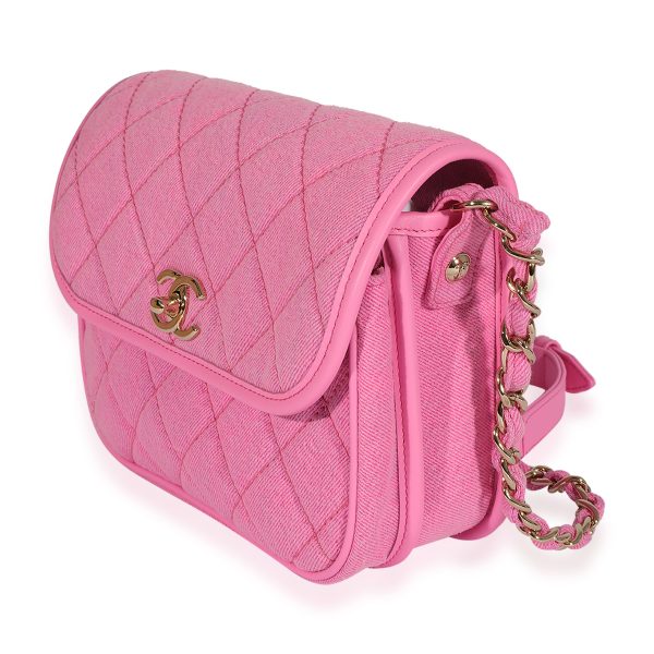 123497 sv f2287846 8c97 42e6 95d9 17f93d904608 Chanel Pink Quilted Denim Small Messenger