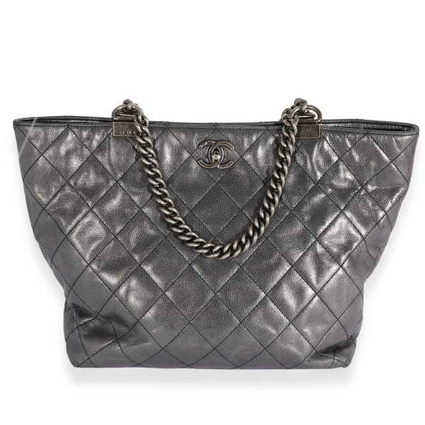 123901 fv 161a61c3 ed1e 4785 bcfb 77978b3b428e Chanel Metallic Blue Quilted Calfskin Shopping In Chains Tote