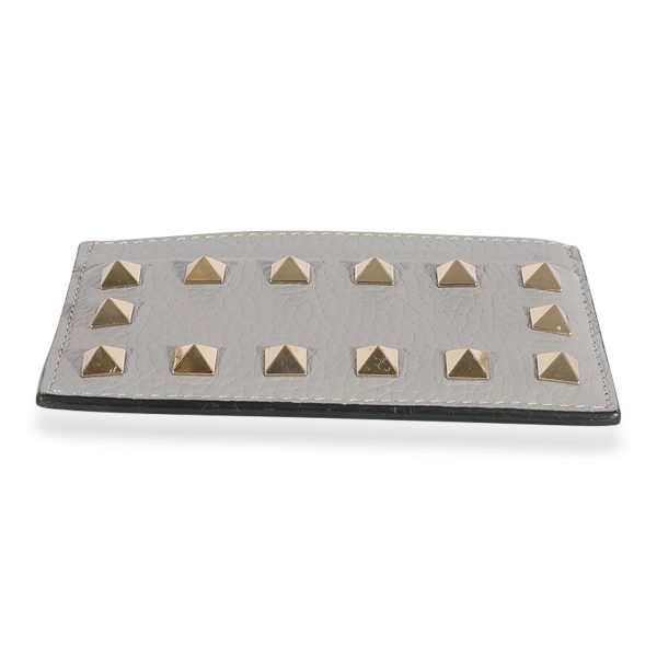 123935 clasp c12b7809 bb48 4411 984a c2e78edb1545 Valentino Gray Pebbled Calfskin Rockstud Card Holder