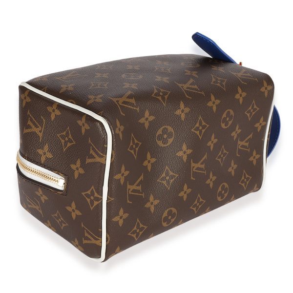 124870 av Louis Vuitton X NBA Monogram Cloakroom Dopp Kit