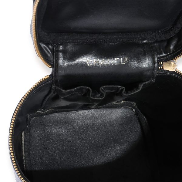 125029 bv 2b67f38e d57e 4dee 8abb 6078de269a06 Chanel Vintage Black Caviar CC Vanity Case