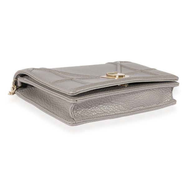 125055 clasp 1b9e3e61 98e3 4e9f 9756 fd68a973a347 Dior Grey Pebbled Leather Diorama Chain Wallet