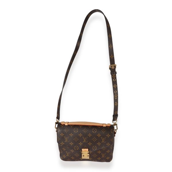 125184 ad1 Louis Vuitton Monogram Pochette Metis Shoulder Bag