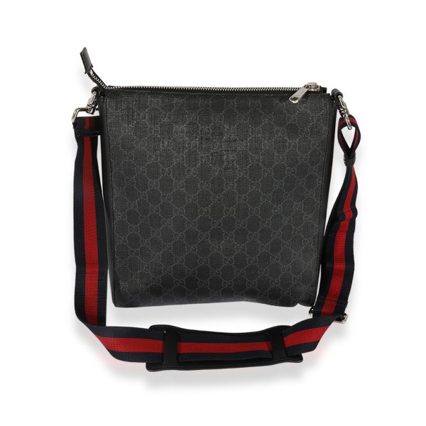 125213 pv Gucci Black GG Supreme Messenger Bag