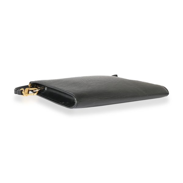 125392 clasp Louis Vuitton Black Epi Pochette Accessories