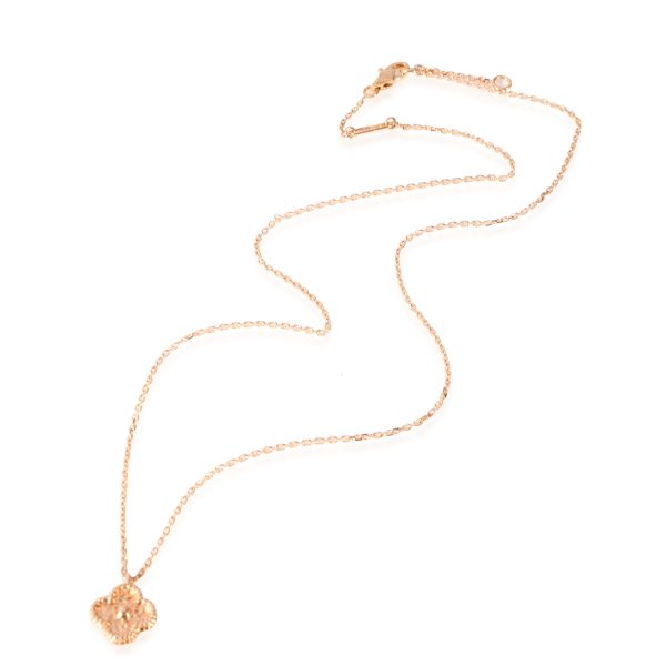 125454 pv 27699e3c dc4a 420a 9389 312bad88cf45 Van Cleef Arpels Sweet Alhambra Pendant in 18k Rose Gold