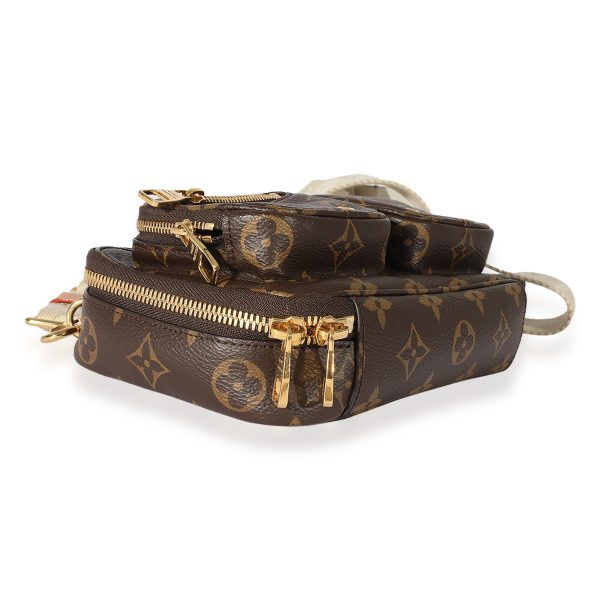 126357 clasp Louis Vuitton Monogram Canvas Utility Crossbody Bag