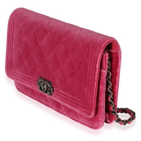 127225 sv 09c1a59d 4592 47a8 9197 ae2aef51db75 Chanel Pink Velvet Boy Wallet On Chain