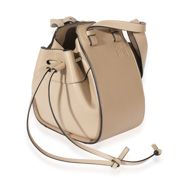 127549 sv Loewe Sand Leather Mini Hammock