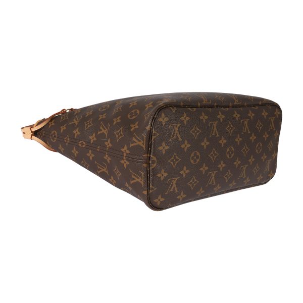 127879 clasp dbb25d06 074b 4ec8 aeca d9094f856444 Louis Vuitton Louis Vuitton Monogram Canvas Neverfull MM