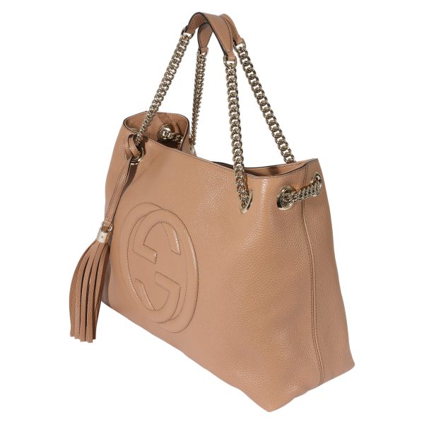 127964 sv f297f8da 632d 414f af73 d6b6a73a2dcd Gucci Beige Pebbled Leather Soho Chain Tote