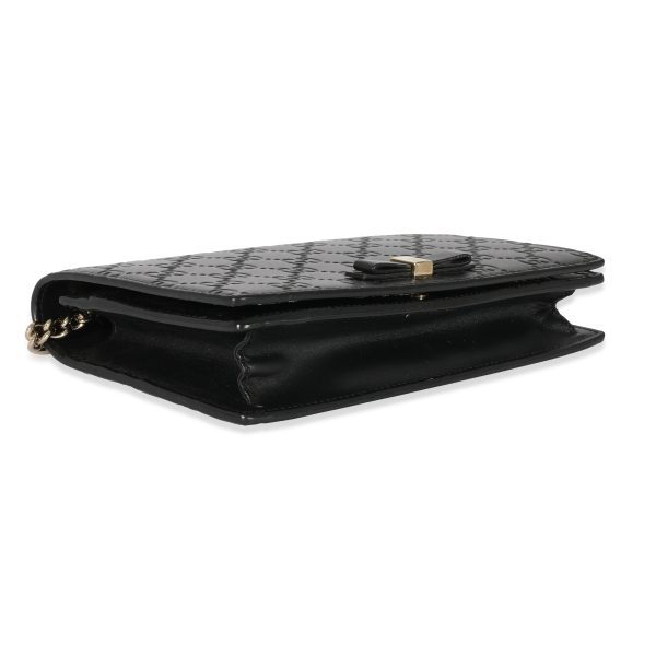 128564 bv e570ba53 38b4 4e00 834a 66c81b911df1 Gucci Black Leather Guccissima Bow Chain Wallet