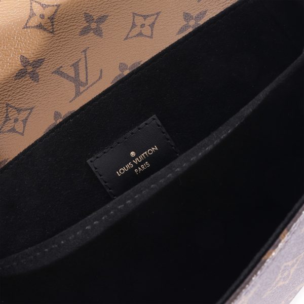 128648 ad3 425eef63 1b77 4323 8a4a 0d1b493d0911 Louis Vuitton Monogram Reverse Pochette Metis