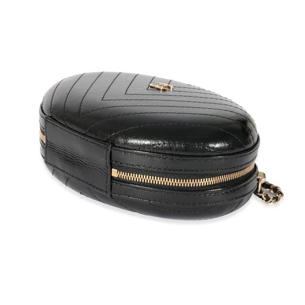 128659 clasp ed45f4b4 bbba 4517 bfb5 54bd750ea3d9 Chanel Black Leather CC Chevron Clutch