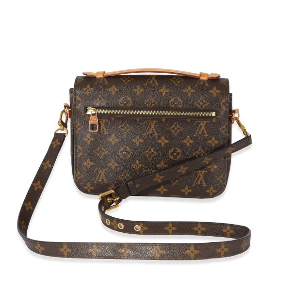 128825 pv 304d9a66 9b0c 4f5b b3e0 2773f8a58e16 Louis Vuitton Monogram Canvas Pochette Metis