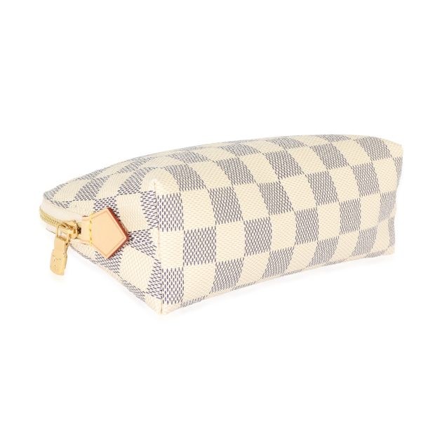 128943 clasp b743525e 027e 4dfc bac7 9e51b71d0324 Louis Vuitton Damier Azur Canvas Cosmetic Pouch