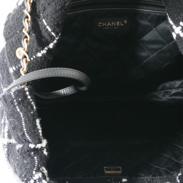 129103 ad1 Chanel Black Multicolor Tweed 22 Bag