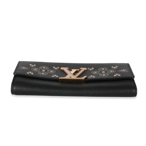 129224 stamp Louis Vuitton Black Leather Capucines Wallet