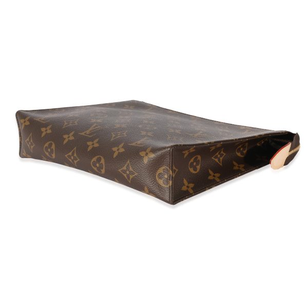 129275 box 805da4a0 e611 4ccb 8d8b b1d21cfe4c33 Louis Vuitton Monogram Canvas Toiletry Pouch 26