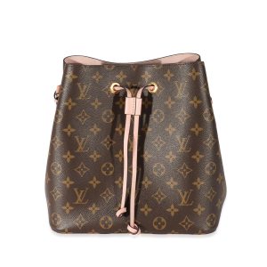 129279 fv 42da1040 f7e5 4cfc bc34 0208d352662c Gucci GG Marmont Quilted Shoulder Bag Beige