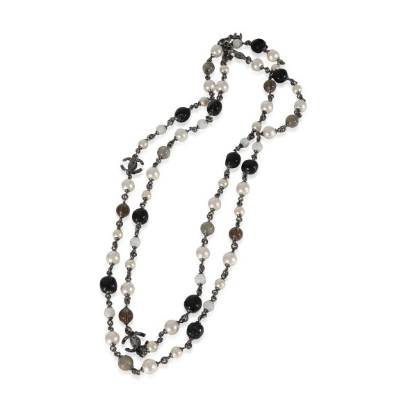 129427 pv 379b1d2e f406 42a5 b613 ad012f98ca0a Chanel 2015 Faux Pearl Grey Black Bead CC Ruthenium Necklace