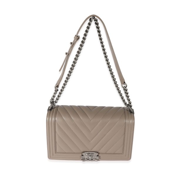 129447 bv cc0c9e54 5bcb 4e09 93d2 8d7d862fd53b Chanel Lambskin Grey Chevron New Medium Boy Bag