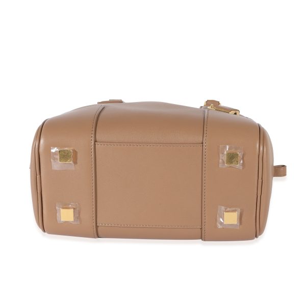 129540 stamp 342ca94a 0804 41bb bb4e c5970646ecc7 Loewe Tan Leather Square Amazona 19