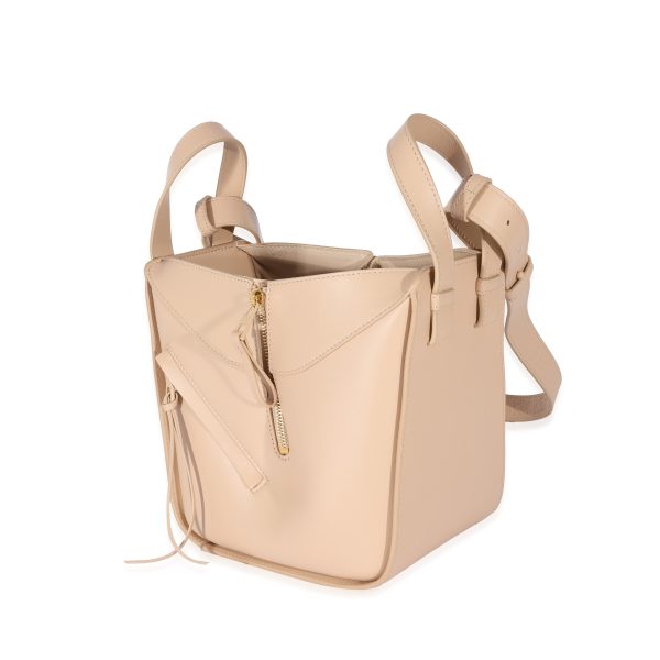 129552 sv Loewe Natural Leather Hammock Nugget Bag