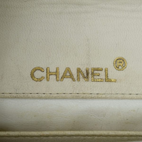 13 Chanel CC Logo Matelasse Chain Shoulder Bag Leather White