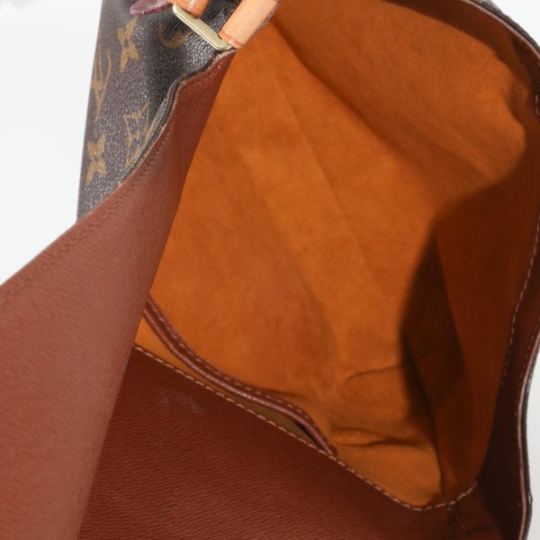 130174 ad1 2a955332 8500 4710 8960 4fa743ba9485 Louis Vuitton Vintage Monogram Canvas Musette Tango