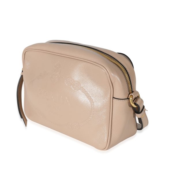 130421 sv 1d131f94 e3a9 4ff1 9ebd 25cc5b6422e0 Prada Beige Smooth Leather Logo Embossed Crossbody