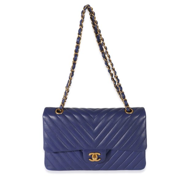 130459 bv 2046b8d4 db11 414f a3fb 803a19c10665 Chanel Navy Chevron Medium Classic Double Flap